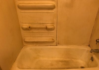 Bathtub cleaning - adv (2)